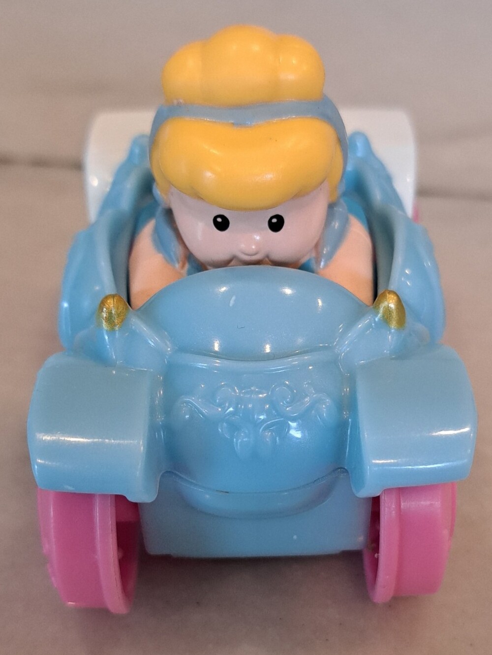 Fisher-Price Little People Disney Princess Cinderella Carriage Wheelies Car Toy.